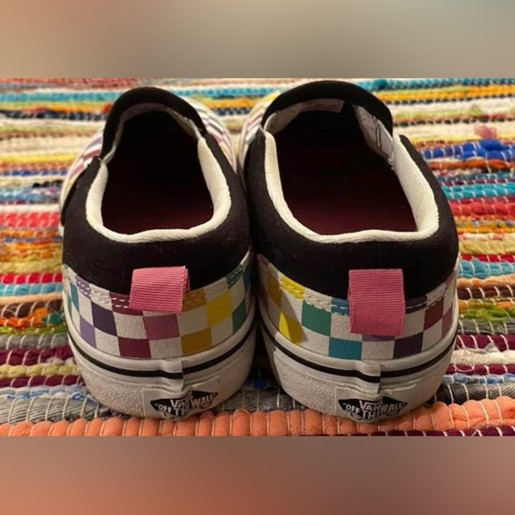 Women’s Pastel Checkerboard Slip On Vans, Size 5, Only worn two times - Picture 4 of 5